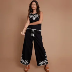 Outlet Another Sunday Sleeveless Embroidered Top Women Shirts & Blouses