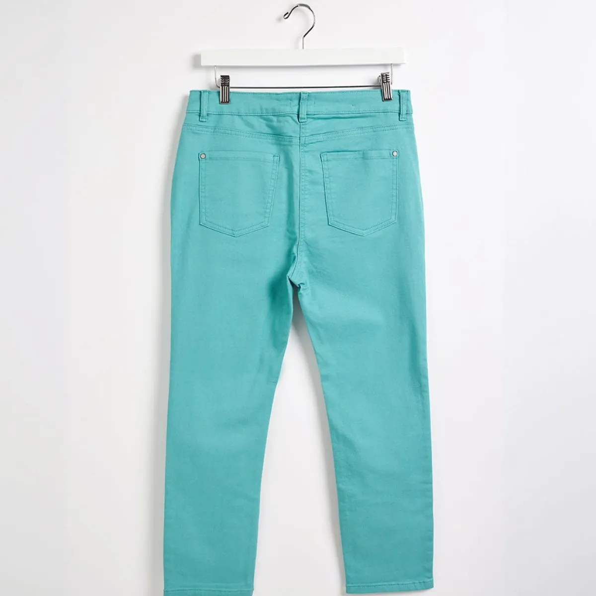 Fashion Ladies Blue Colour Crop Jean Women Jeans