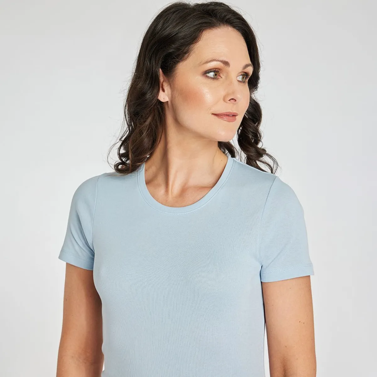 Hot Ladies Essential Crew Neck Tee Light Blue Women Basics