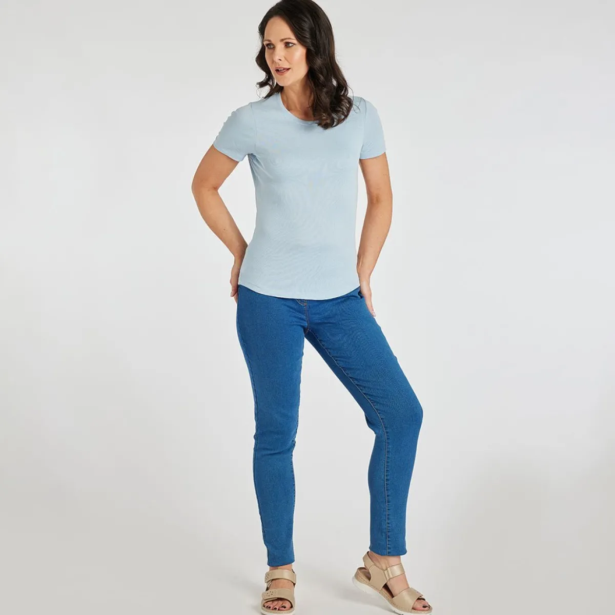 Hot Ladies Essential Crew Neck Tee Light Blue Women Basics