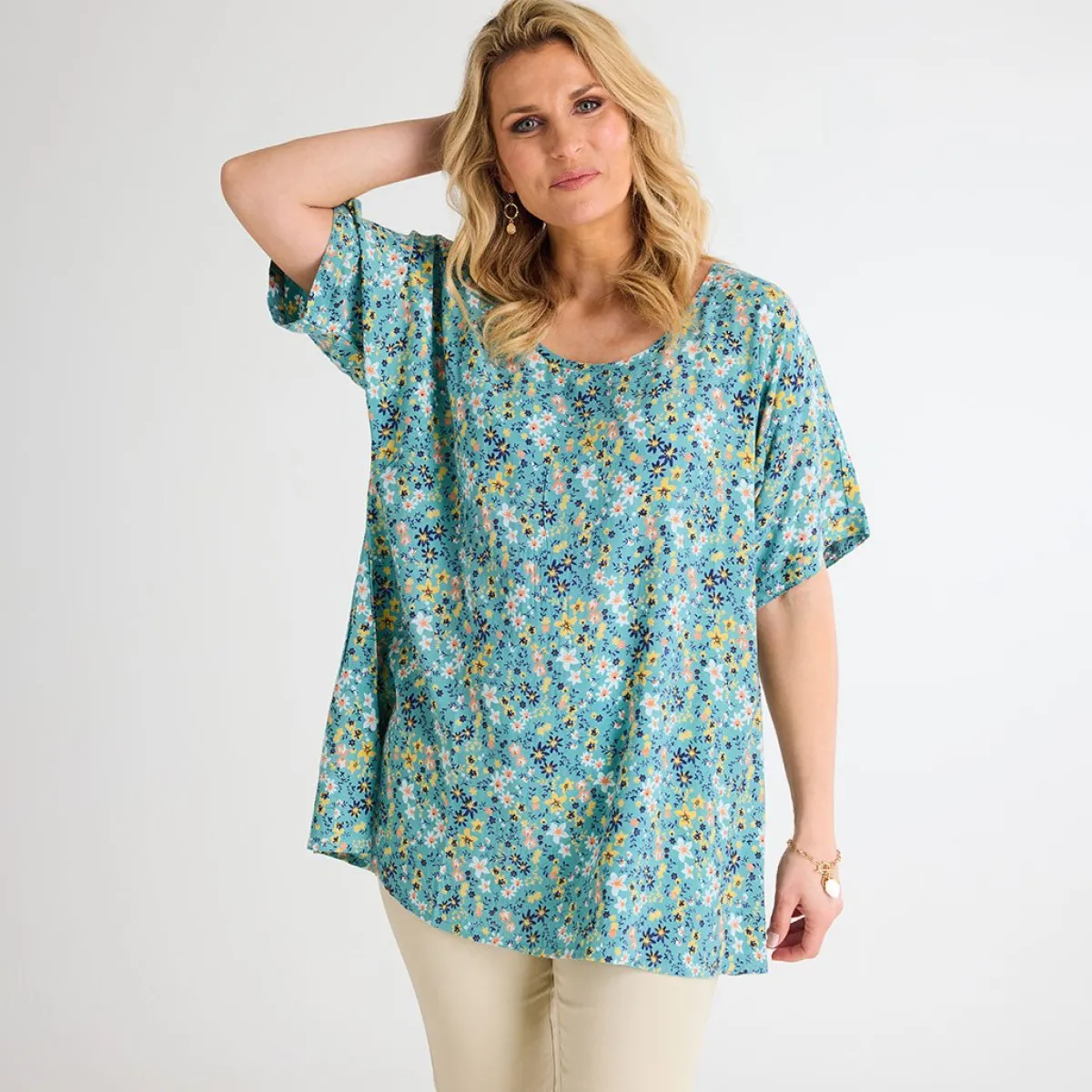 Best Ladies Floral Dipped Hem Top Women Tops