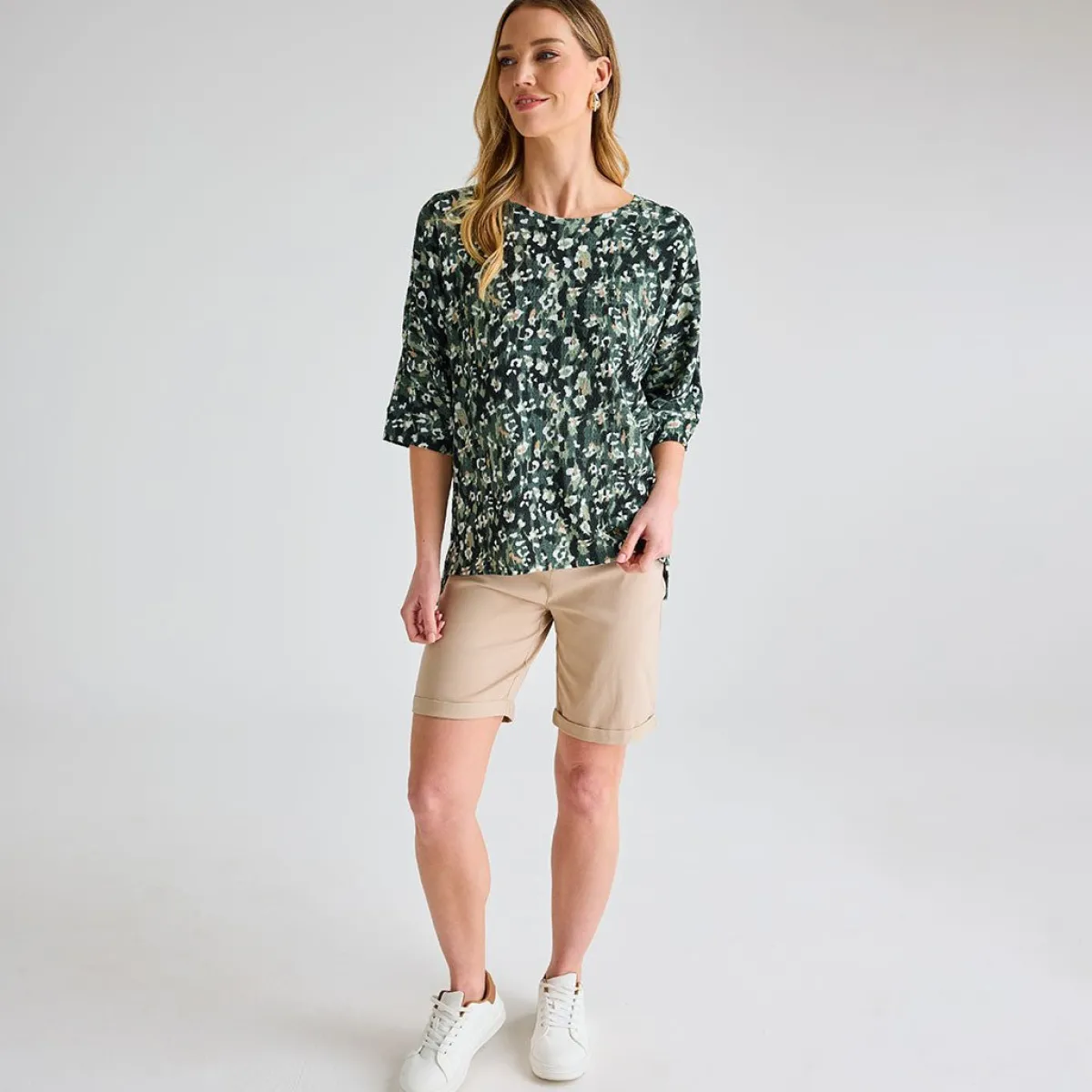 Sale Ladies Animal 3/4 Sleeve Bubble Top Women Tops